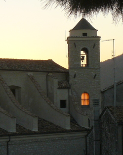 Castro church at dawn.JPG